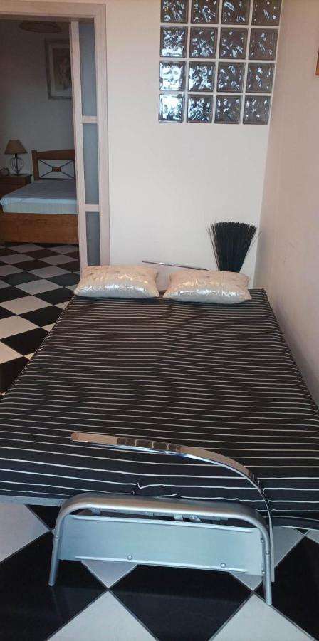 Residencia Mendonca Apartment Sao Roque Do Faial Bagian luar foto